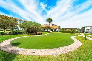 931 Gardenia Dr, Delray Beach, FL 33483 - Photo 43