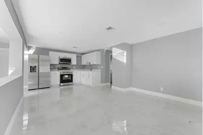 157 NE 6th Court, Deerfield Beach, FL 33441 - Photo 9