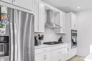 10724 SW Gloriana St, Port Saint Lucie, FL 34987 - Photo 7