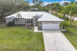 2686 SW Fairgreen Rd, Port Saint Lucie, FL 34987 - Photo 3