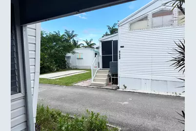 23 Hibiscus Drive #I, Briny Breezes, FL 33435 - Photo 11