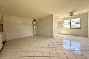 401 Chatham T, West Palm Beach, FL 33417 - Photo 7