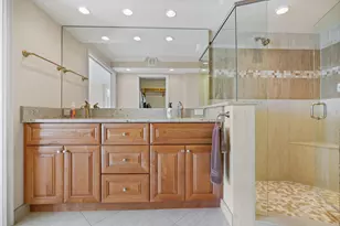 911 Ocean Dr, Juno Beach, FL 33408 - Photo 39