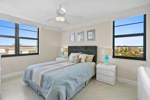 911 Ocean Dr, North Palm Beach, FL 33408 - Photo 41