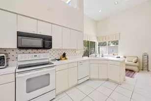 2502 NW 66th Dr, Boca Raton, FL 33496 - Photo 9
