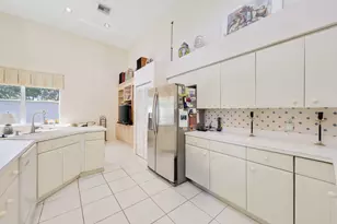 2502 NW 66th Dr, Boca Raton, FL 33496 - Photo 9