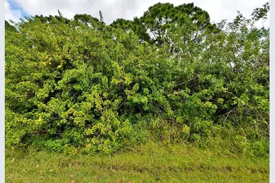 3300 SE Quay Street, Port Saint Lucie, FL 34984 - Photo 1