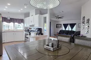 6469 Cypress Ln, Lantana, FL 33462 - Photo 11