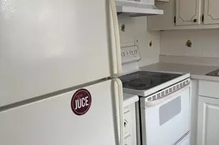 157 Andover G, West Palm Beach, FL 33417 - Photo 3