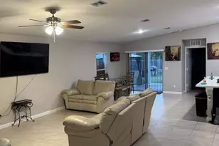 425 NW Hutchins St, Port Saint Lucie, FL 34983 - Photo 17