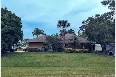 2312 SW Kent Circle, Port Saint Lucie, FL 34953 - Photo 3