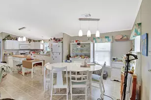 14567 Sunset Dr, Delray Beach, FL 33445 - Photo 9