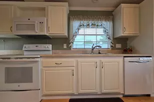 4124 8th Ct, Lantana, FL 33462 - Photo 9