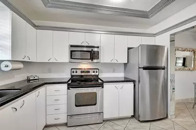 720 E Ocean Avenue #202, Boynton Beach, FL 33435 - Photo 11
