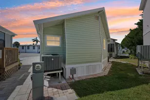 307 Nettles Blvd, Jensen Beach, FL 34957 - Photo 35