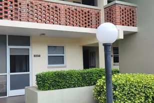 1340 NE 28th Ave, Pompano Beach, FL 33062 - Photo 5