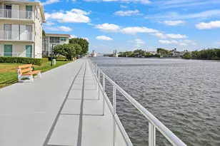 560 Horizons W, Boynton Beach, FL 33435 - Photo 17