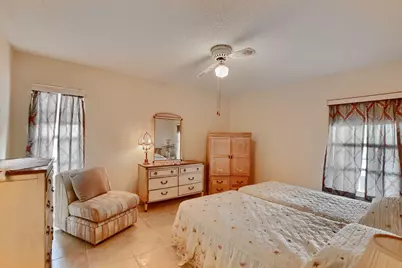 9244 Flynn Circle #4, Boca Raton, FL 33496 - Photo 15