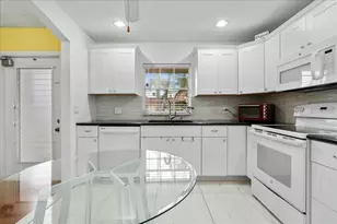 603 Laconia Cir, Lake Worth, FL 33467 - Photo 3