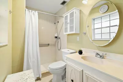 603 Laconia Circle, Lake Worth, FL 33467 - Photo 11