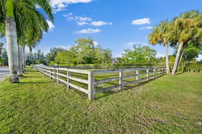 11861 Hawk Hollow, Wellington, FL 33449 - Photo 7