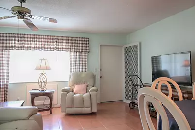 880 Horizons W #102, Boynton Beach, FL 33435 - Photo 13
