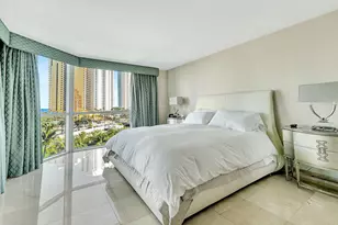 16400 Collins Ave, North Miami Beach, FL 33160 - Photo 23