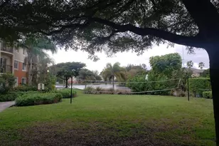 4151 N Haverhill Rd, West Palm Beach, FL 33417 - Photo 17