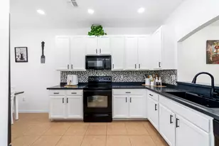 14190 Fall Creek Ct, Naples, FL 34114 - Photo 9