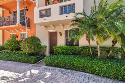 219 N L Street #111, Lake Worth Beach, FL 33460 - Photo 1