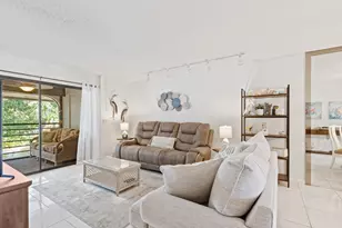 5380 Cedar Lake Dr, Boynton Beach, FL 33437 - Photo 9