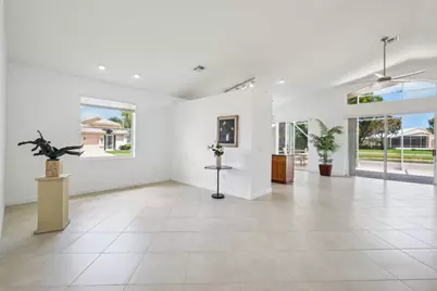 6377 N Westchester Club Drive N, Boynton Beach, FL 33437 - Photo 37