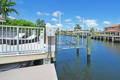 885 NE Mulberry Drive, Boca Raton, FL 33487 - Photo 27