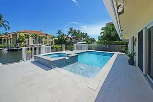 885 NE Mulberry Dr, Boca Raton, FL 33487 - Photo 23