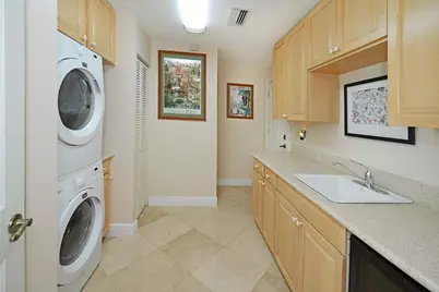 885 NE Mulberry Drive, Boca Raton, FL 33487 - Photo 19