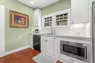 924 Almeria Rd, West Palm Beach, FL 33405 - Photo 9