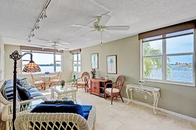 1820 New Palm 201 Way #201, Boynton Beach, FL 33435 - Photo 5