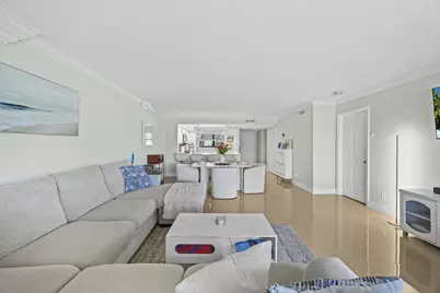 12926 Briarlake Drive #201, Palm Beach Gardens, FL 33418 - Photo 17