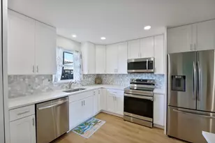 801 Lake Shore Dr, Lake Park, FL 33403 - Photo 7