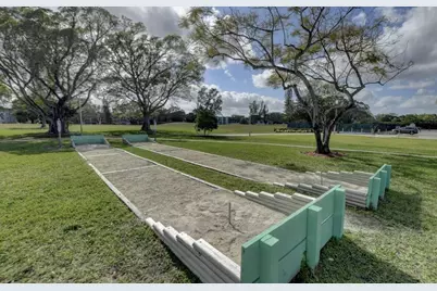 3034 Oakridge D, Deerfield Beach, FL 33442 - Photo 25