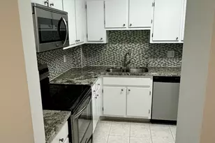 3850 Washington St, Hollywood, FL 33021 - Photo 13