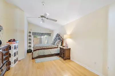 904 Magniola Avenue, Pompano Beach, FL 33068 - Photo 21