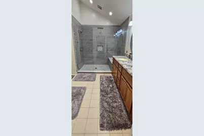 2285 Saratoga Lane, West Palm Beach, FL 33409 - Photo 17