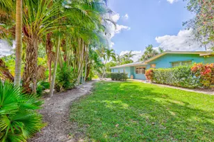 108 NE Carlisle Ln, Port Saint Lucie, FL 34952 - Photo 7