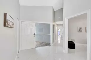 7 Wyndham Ln, Palm Beach Gardens, FL 33418 - Photo 7