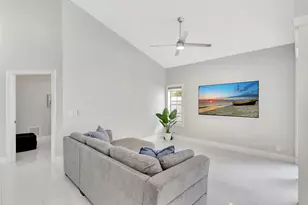 7 Wyndham Ln, Palm Beach Gardens, FL 33418 - Photo 9