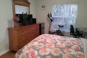 9492 Swansea Ln, Royal Palm Beach, FL 33411 - Photo 5