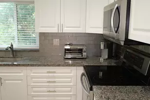 13817 Royal Palm Ct, Delray Beach, FL 33484 - Photo 9