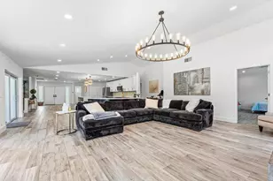 7700 NE Spanish Trail Ct, Boca Raton, FL 33487 - Photo 11