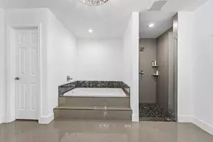 7700 NE Spanish Trail Ct, Boca Raton, FL 33487 - Photo 15